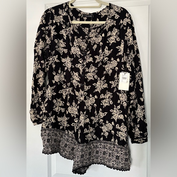 NEW Volcom “On The Brink” Floral Romper Jumpsuit Size L - Picture 2 of 10